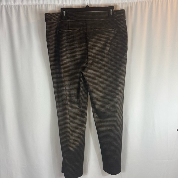 Chico's So Slimming Brigitte
Metallic Tiles Ankle Pant, Chicos Size: 3R - Picture 9 of 14